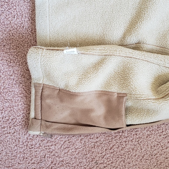 Medium Tan Camel Cream Shearling Cozy Coat w Hood - Picture 15 of 15